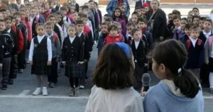 ‘Andımız okunsun’ diyen veliye terör suçlaması