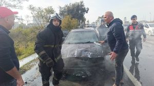 Antalya’da bir hafta önce satın aldığı araç alevlere teslim oldu