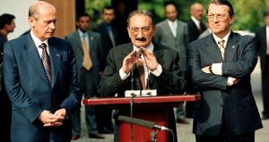 Apo’nun hedefindeki  maddenin üç imzacısı