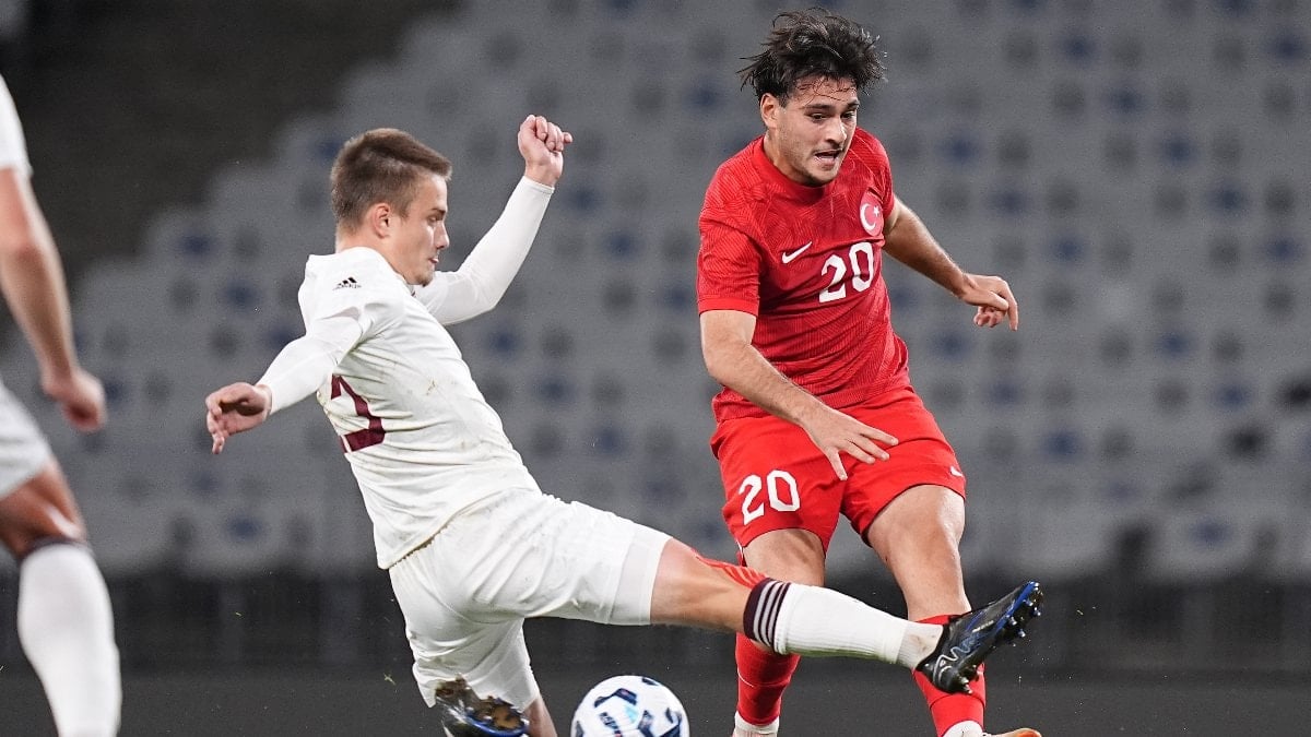 Aral Şimşir, sakatlığı nedeniyle A Milli Futbol Takımı’nın aday kadrosundan çıkarıldı