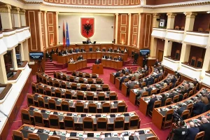 Arnavutluk’tan İran’a Terör Suçlaması