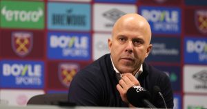 Arne Slot: Galatasaray’ın ilerdeki üç oyuncusu da çok hızlı