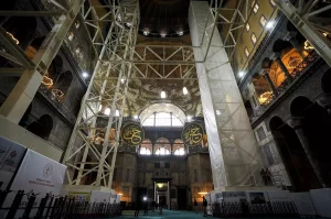 Ayasofya ve Sultanahmet’te Restorasyon İncelemesi