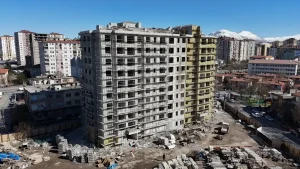 Aydınlıkevler’de Kentsel Dönüşüm Devam Ediyor