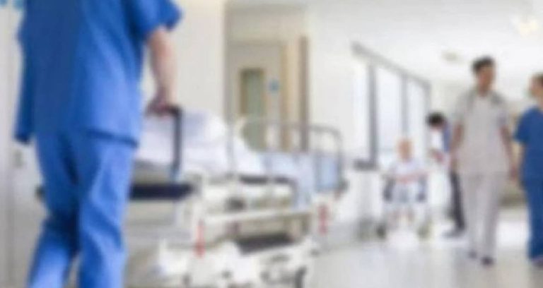 AYM, sağlık çalışanlarının ücretsiz nöbet sınırını iptal etti