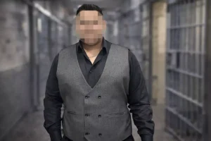 Babaannesini dövüp, ziynet eşyalarını gasbettiği iddiasıyla tutuklandı