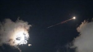 BAE’de düşürülen İran dronenun parçaları 6 kişiyi yaraladı