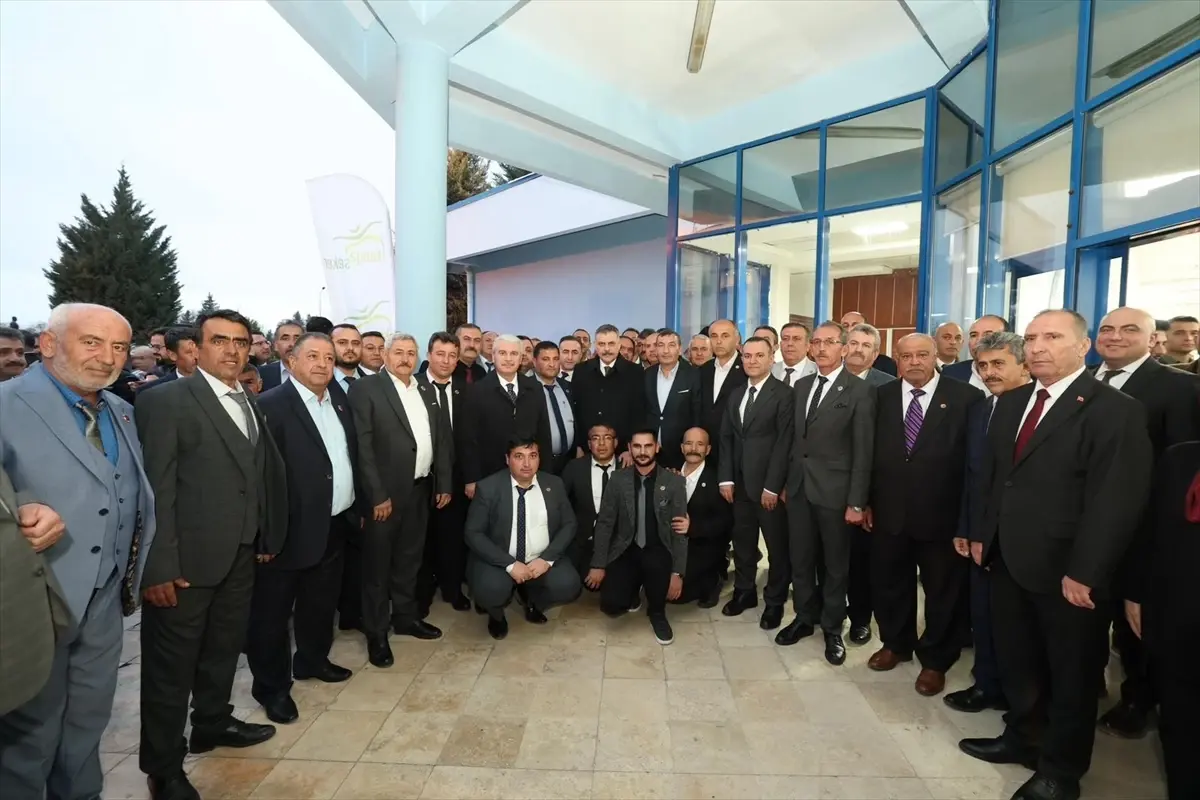 Bakan Çiftçi Çumra’da Şeker Fabrikasını Ziyaret Etti