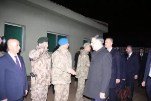 Bakan Çiftçi Gürbulak Sınır Kapısı’nda İnceleme Yaptı