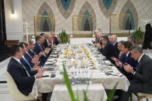 Bakan Çiftçi İftarda Soylu ve Komisyonu Ağırladı