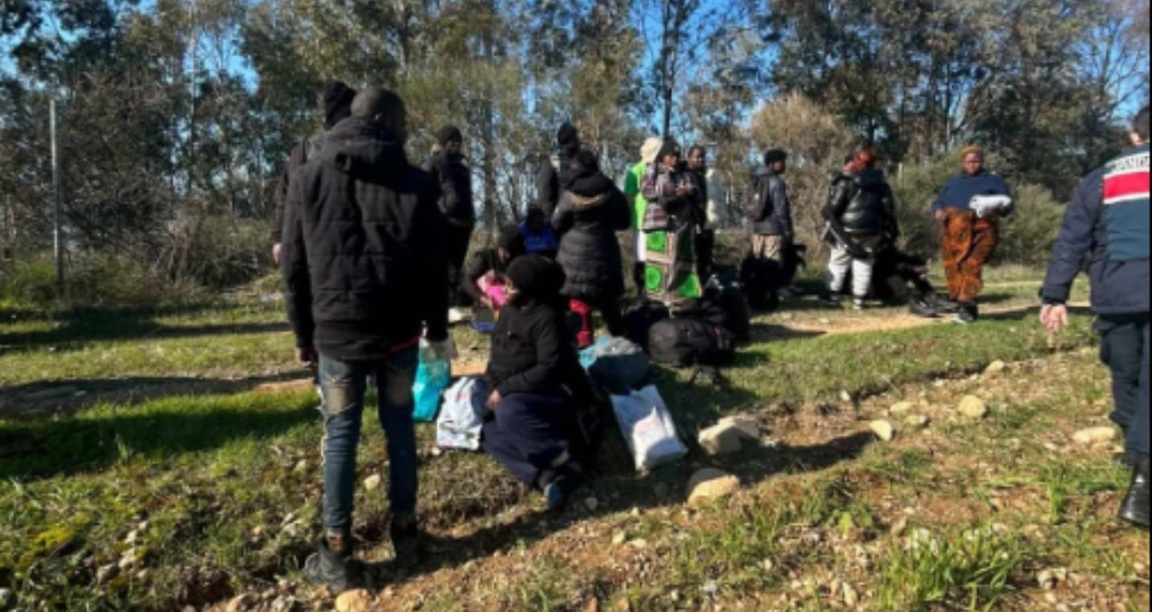 Banker Bilo gerçek oldu: Kaçak göçmenleri ‘dağın arkası İstanbul’ diyerek, araziye bırakmışlar