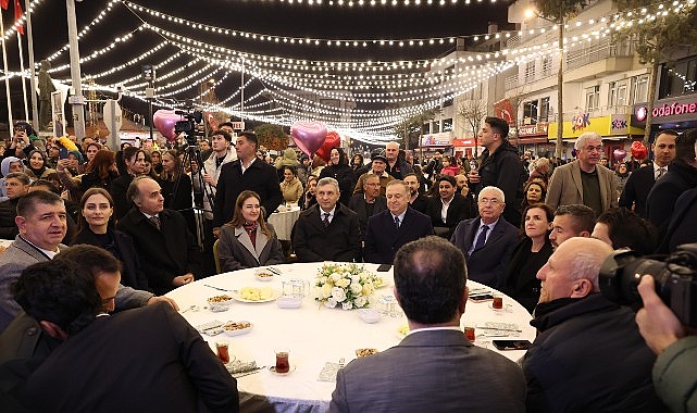 Başkan Vekili Özdemir Kadir Gecesi’ni Elmalı’da geçirdi