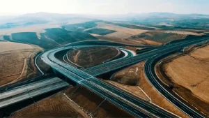 Bayramda otoyol ve köprülerden 12,3 milyon araç geçti