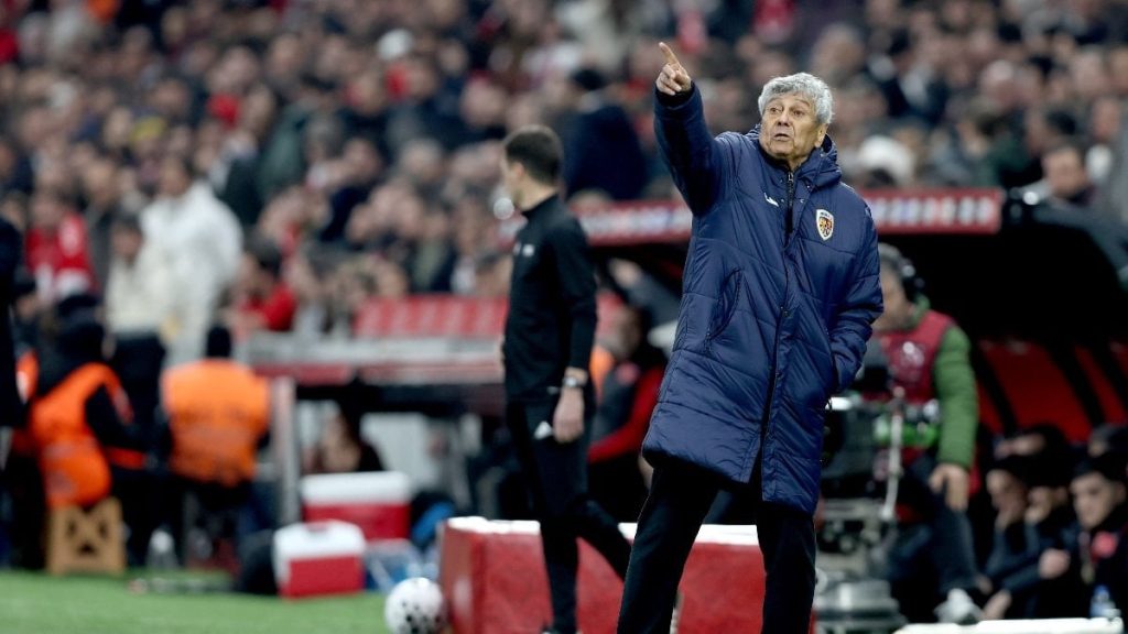 Beşiktaş’tan Mircea Lucescu için geçmiş olsun mesajı