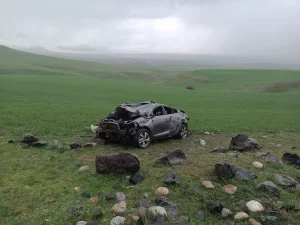 Beşiri’de Uçurumdan Düşen Araçta Sürücü Ağır Yaralandı