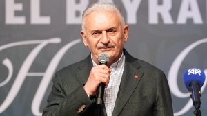 Binali Yıldırım: Füzeyi başka yerden fırlatıp bizi İran’la çatıştırmaya çalışıyorlar