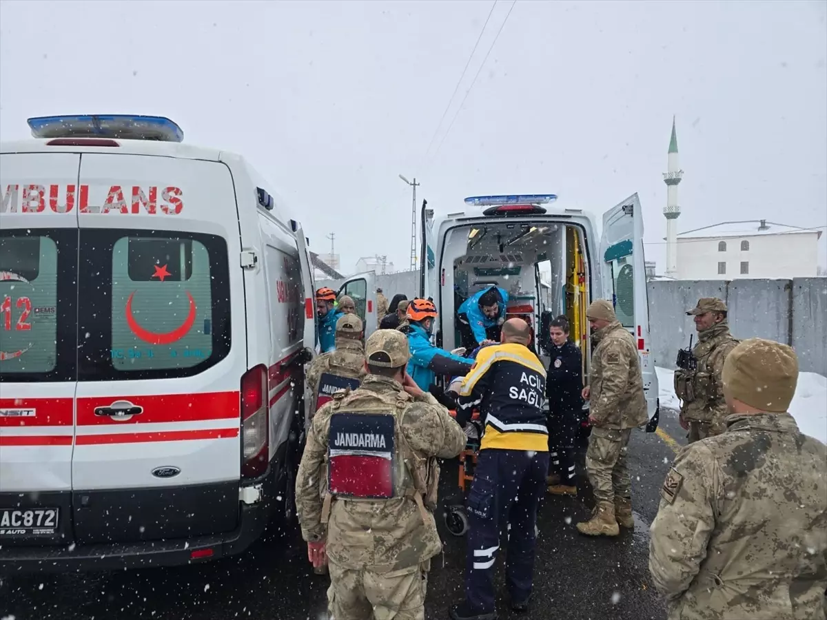 Bingöl’de İki Trafik Kazası: 6 Yaralı
