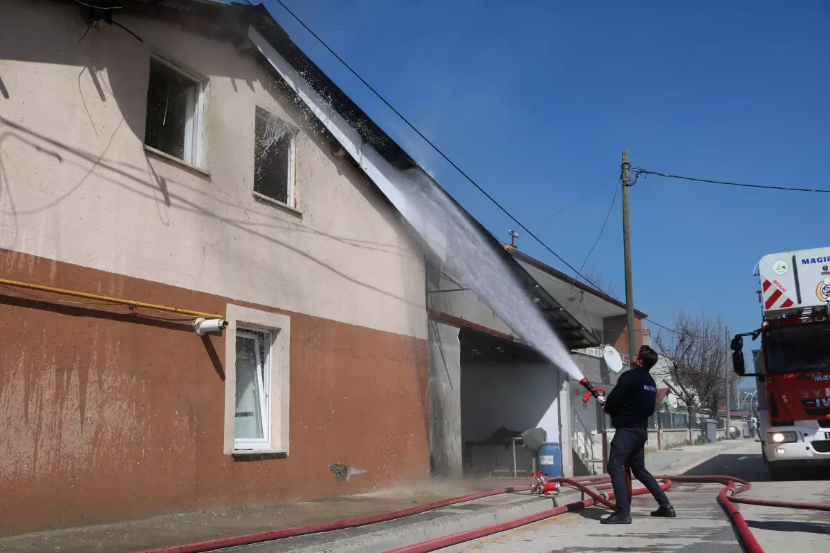 Bolu’da Yangın: Ev ve Atölye Küle Döndü