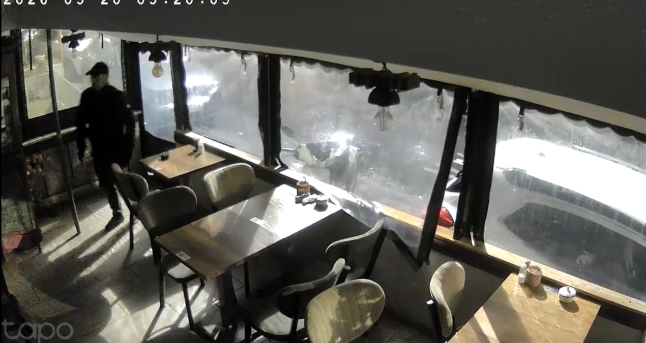 Boşanmak istemeyen koca sürpriz bir soygun yaptı!