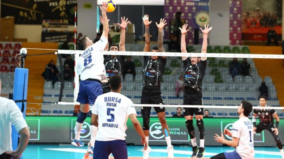 Bursa Büyükşehir Belediyespor, Akkuş Belediyespor’u yendi