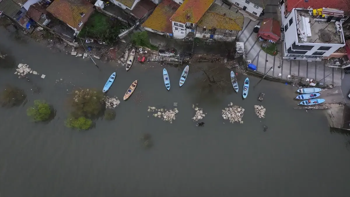 Bursa’da Uluabat Gölü’nde Su Seviyesi Yükseldi