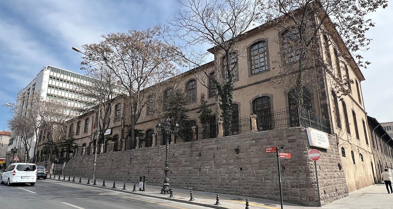 Büyük vefasızlığa mahkeme ‘dur’ dedi