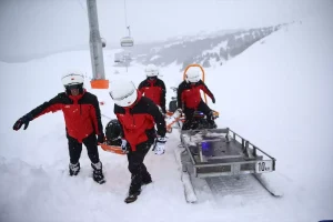 Çambaşı Kayak Merkezi’nde JAK Timinden 128 Müdahale