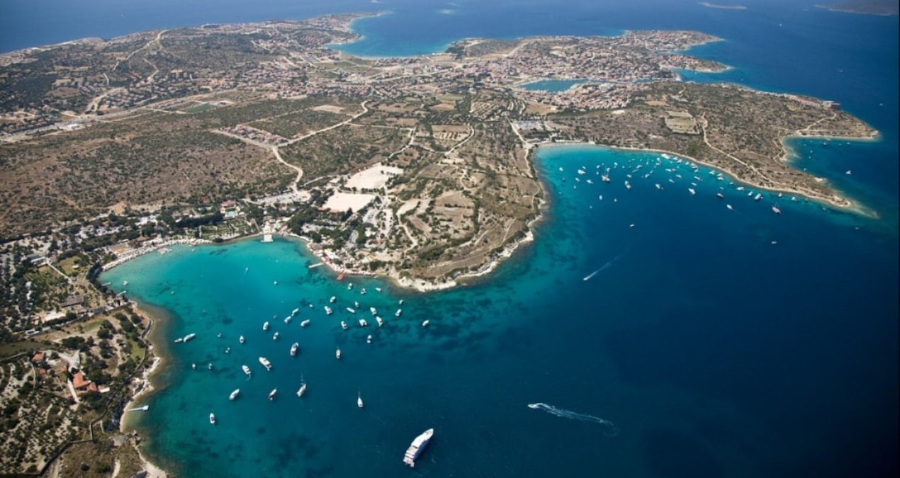 Çeşme’yi boğacak proje hortladı!