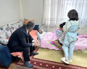 Çetin’den Hasta Ziyareti