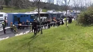 Cezaevi Sevk Araçları Kazada Yaralılar Var