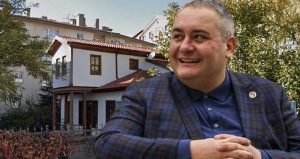 CHP’den istifa eden Özarslan’dan TÜGVA’ya kıyak: Tarihi konağı sudan ucuza kiraya verdi