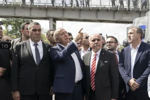 CHP’nin 38. Olağan İstanbul İl Kongresi’nin iptali için açılan dava 15 Mayıs’a ertelendi! Gürsel Tekin görevine devam edecek