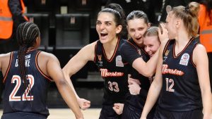 ÇİMKA Mersin uzatmada yarı final biletini kaptı