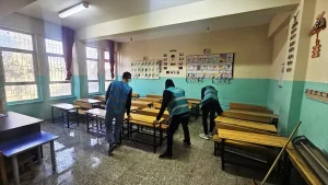 Cizre’de denetimli serbestlik yükümlüleri 212 okulda temizlik yaptı