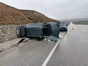 Çorum’da Otomobil Devrildi: 5 Yaralı