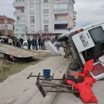 Çorum’da Tarım İşçilerini Taşıyan Minibüs Kaza Yaptı