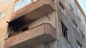 Darıca’da 5 Katlı Binada Yangın