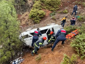 Denizli’de Uçurumdan Düşen Otomobilde 1 Ölü, 1 Yaralı
