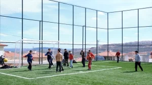 Depremzede Çocuklara Halı Saha Müjdesi