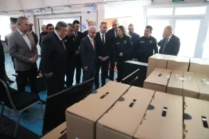 Dereköy Sınır Kapısı’na Elektronik Malzeme Teslimi