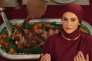 Domuz eti sahnesi pahalıya patladı! Darbe üstüne darbe