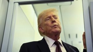 Donald Trump: Tahran’ın altyapısını bilerek vurmadım, inşası yıllar sürerdi