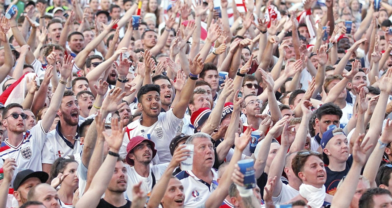 Dünya Kupası’nı izlemek için evini satışa çıkardı