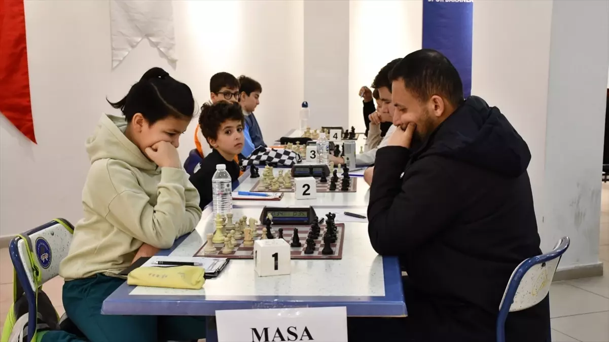 Düzce’de Satranç Turnuvası Sonuçlandı