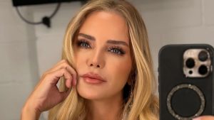 Ece Erken canlı yayına çıkamadı: Çok hastayım