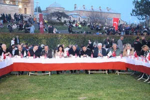 Edirne’de Kadir Gecesi’nde 7.500 Kişilik İftar Programı Düzenlendi