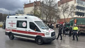 Edirne’de Motosiklet-Kamyon Çarpışması