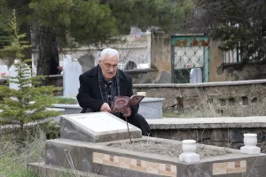 Elazığ’da Mezarlık Ziyareti