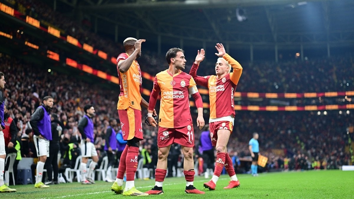 Eski hakemler, Galatasaray-Başakşehir maçının tartışmalı pozisyonlarını yorumladı