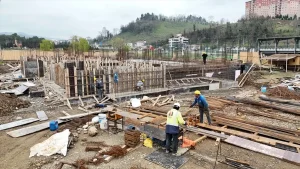 Eskipazar Spor Kompleksi Yapımı Devam Ediyor